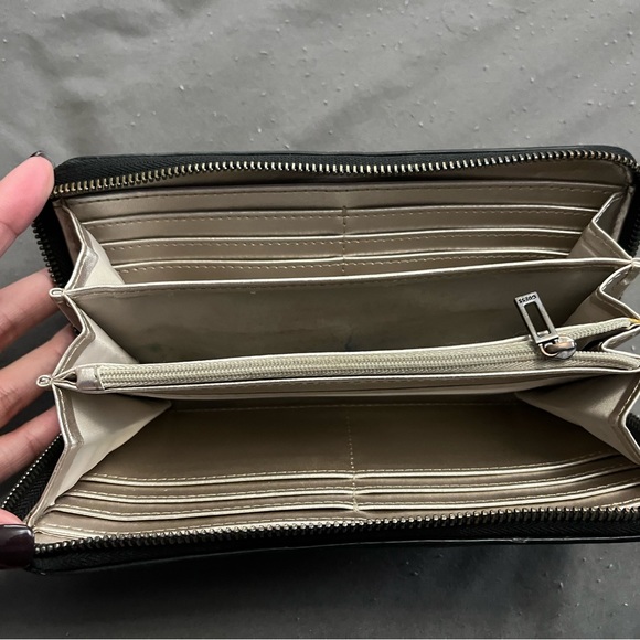 Guess wallet - Picture 4 of 5
